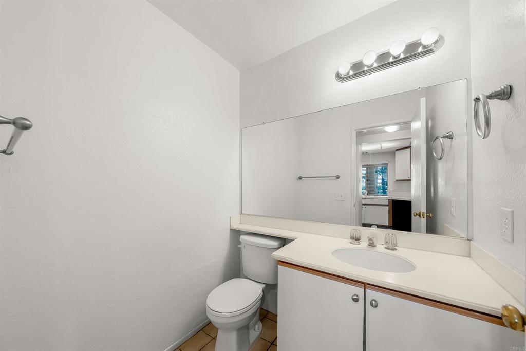 12069 Calle De Medio 108 Property Photo 6