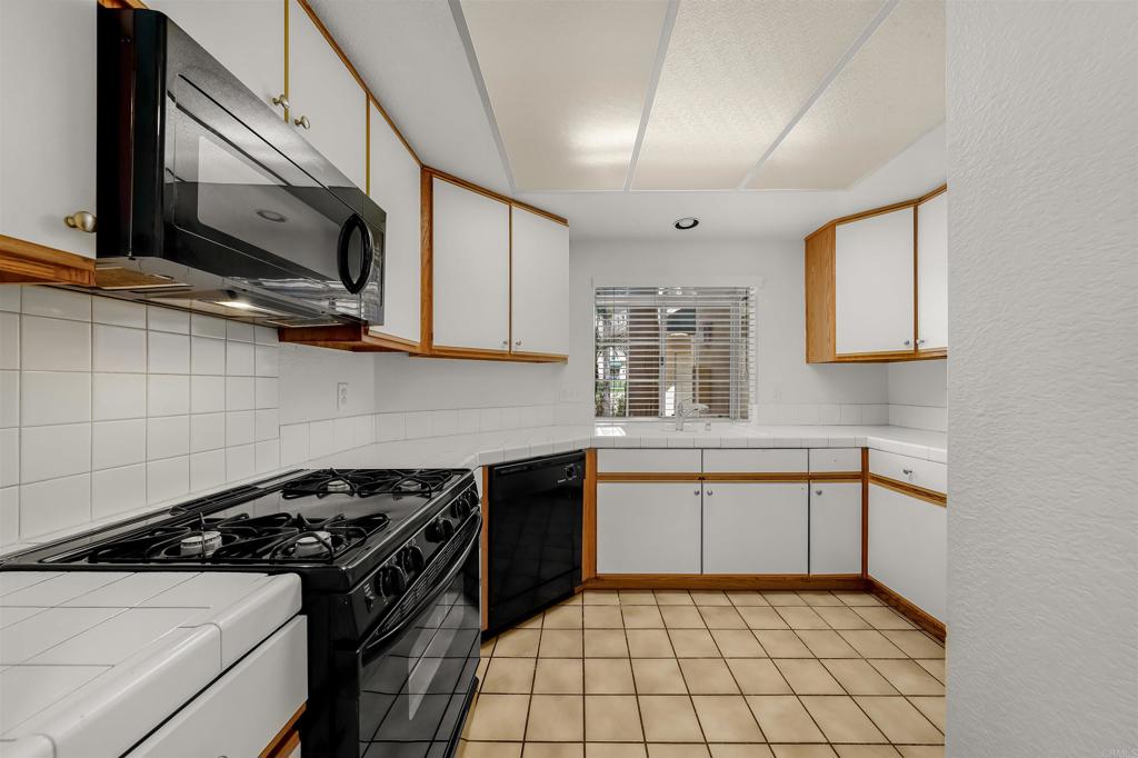12069 Calle De Medio 108 Property Photo 7