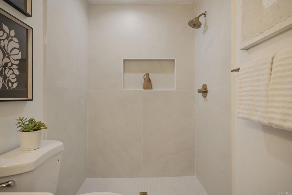 2501 W Sunflower E6 Property Photo 21