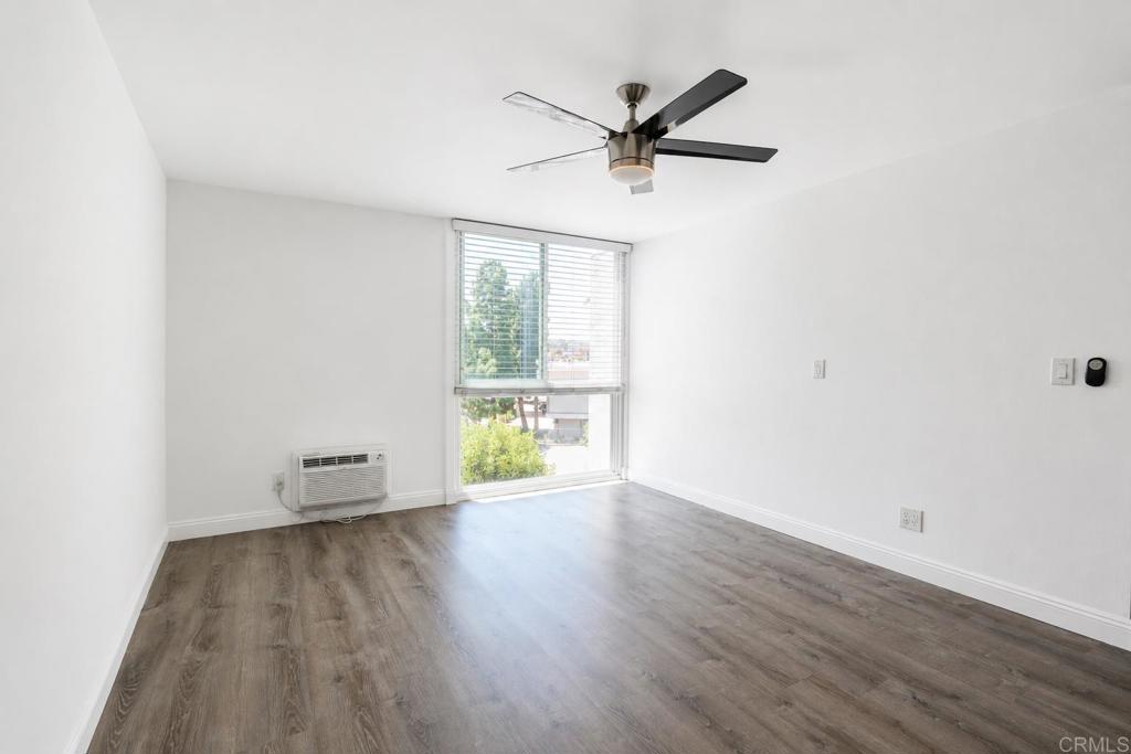 3050 Rue D'orleans 404 Property Photo 6