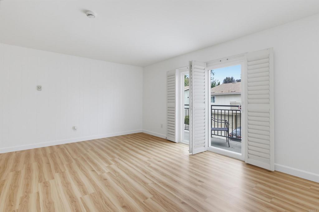 8025 Camino Kiosco Property Photo 3
