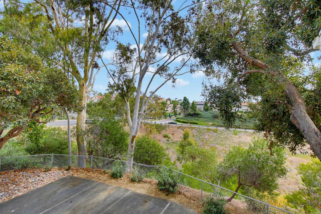 8025 Camino Kiosco Property Photo 16