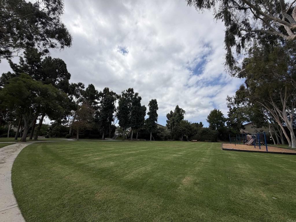 8025 Camino Kiosco Property Photo 18