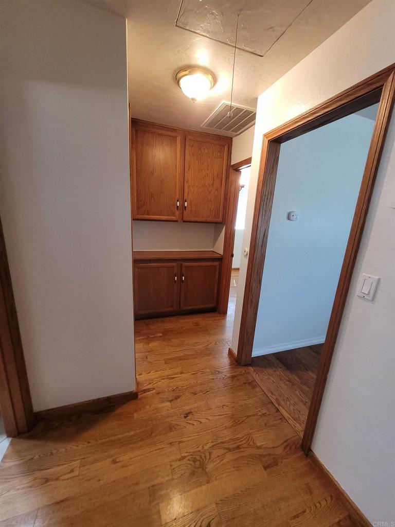 1622 Gustavo Street Property Photo 9