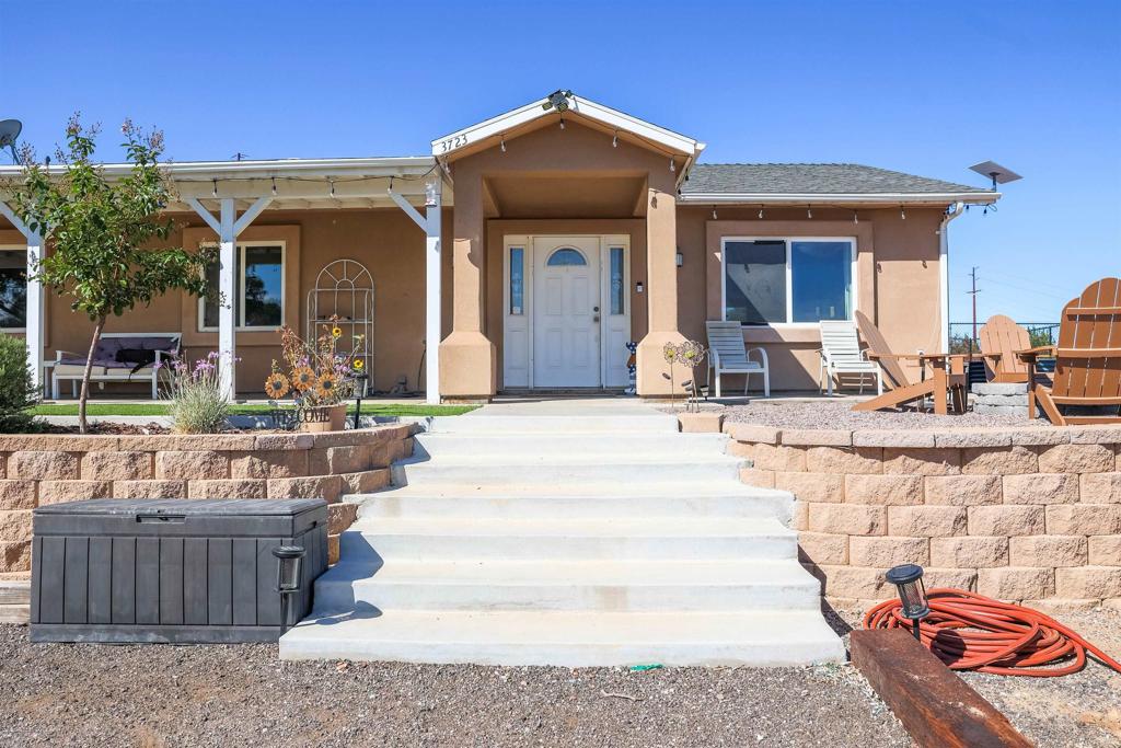 3723 Carveacre Road Property Photo 1