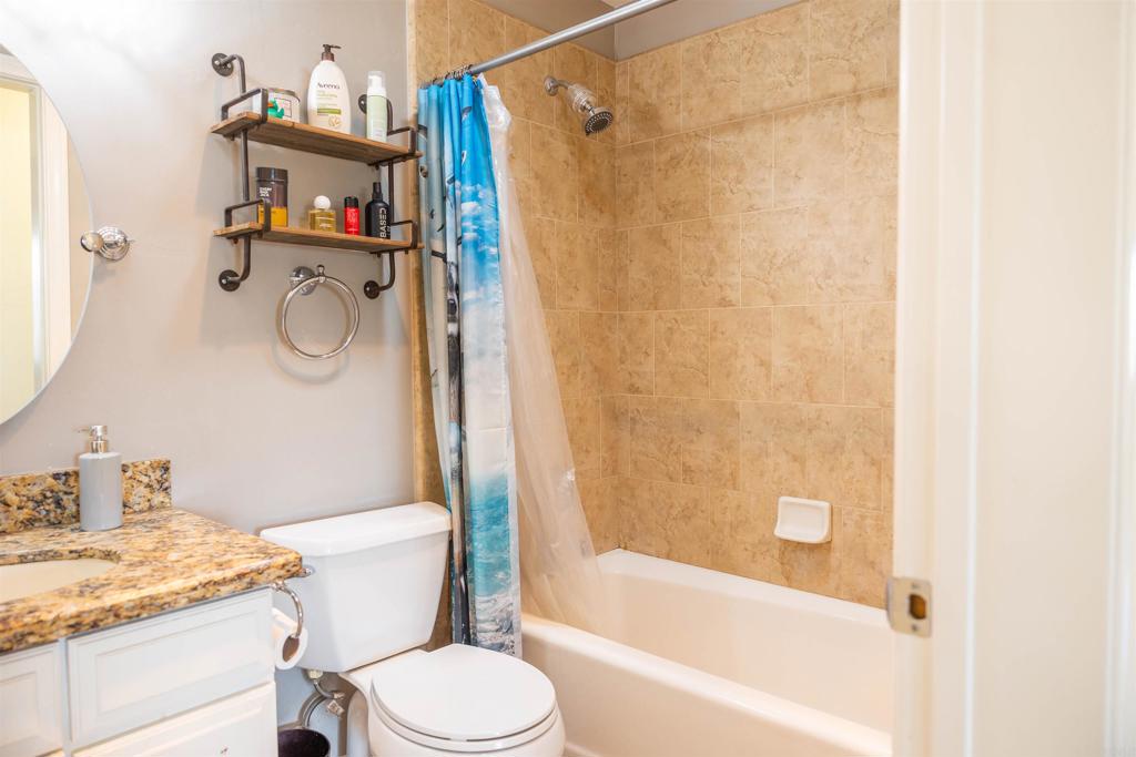 3723 Carveacre Road Property Photo 15