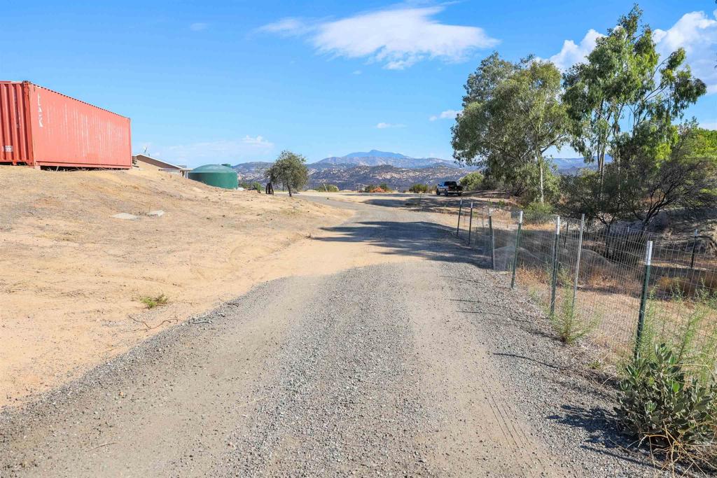 3723 Carveacre Road Property Photo 26