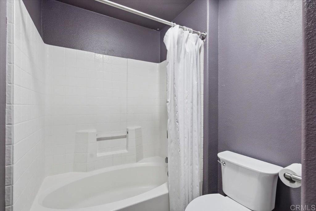 2708 Lake Pointe Drive 212 Property Photo 19