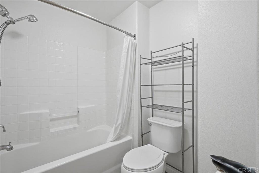 2708 Lake Pointe Drive 212 Property Photo 21