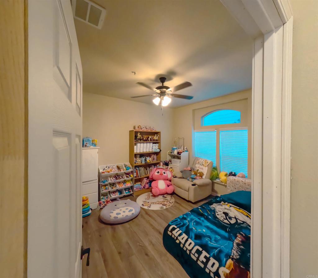 2239 Black Canyon Rd 91 Property Photo 12