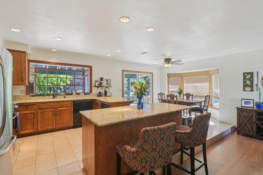 1921 Via Corina Property Photo 35
