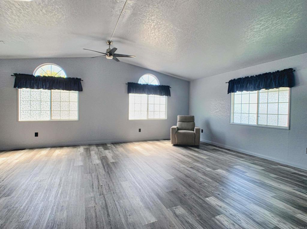 12530 Royal Rd 14 Property Photo 6