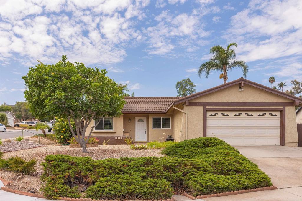 7245 Decanture Cove Property Photo 1
