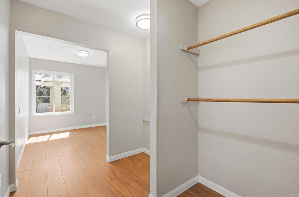 1546 Arnheim Property Photo 22