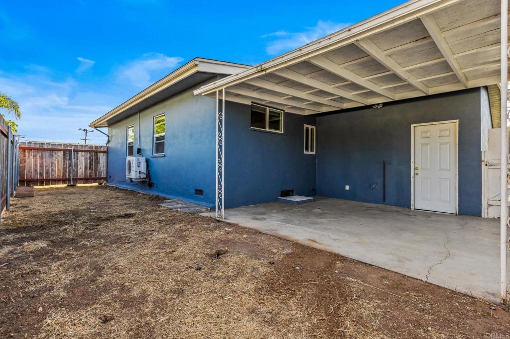 3575 Waco Street Property Photo 16