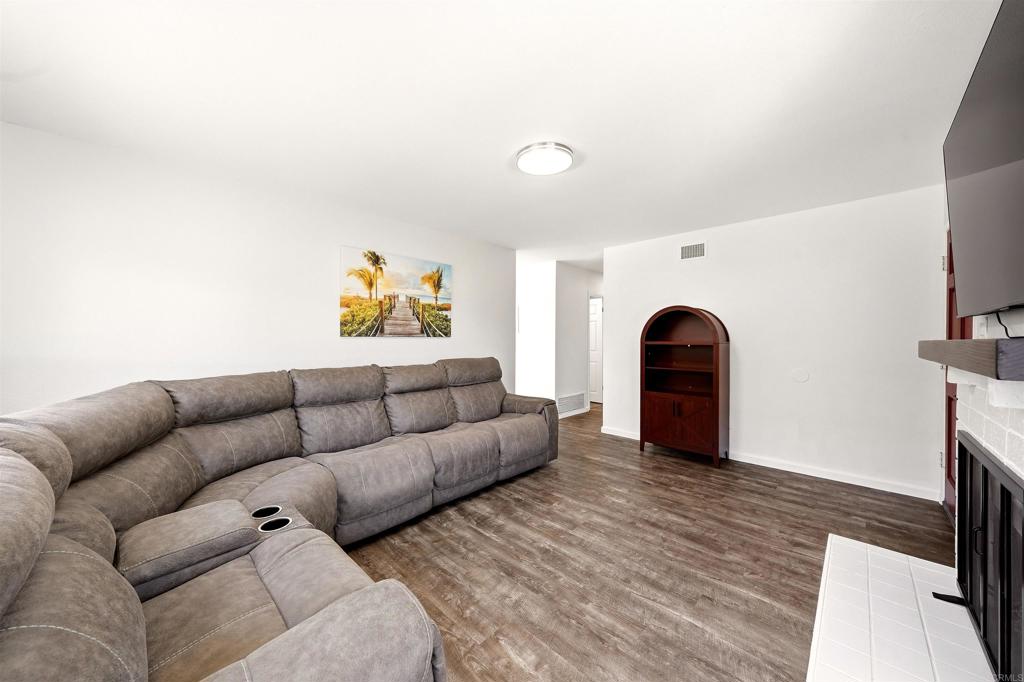 8631 Lepus Road Property Photo 10
