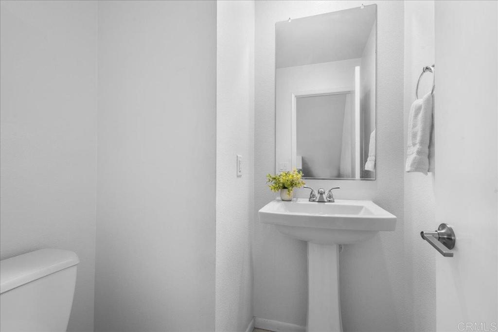 5480 Seacliff Place 39 Property Photo 13