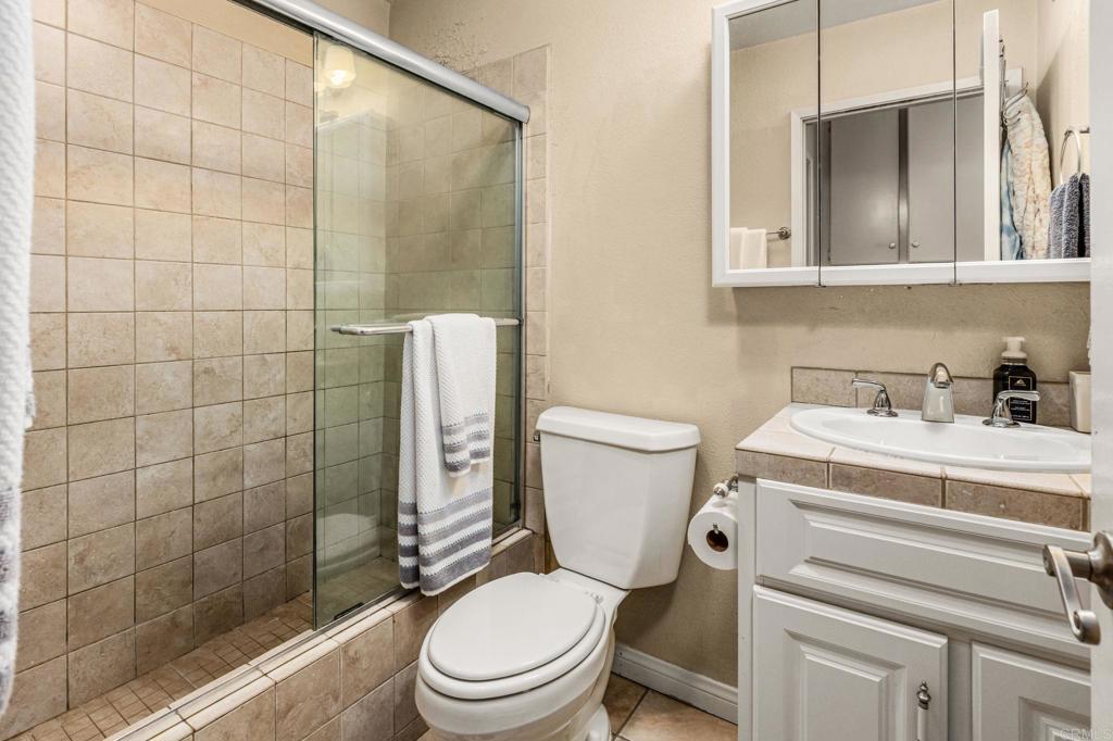 5257 Edge Park Way Property Photo 12