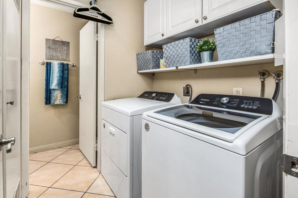5257 Edge Park Way Property Photo 17