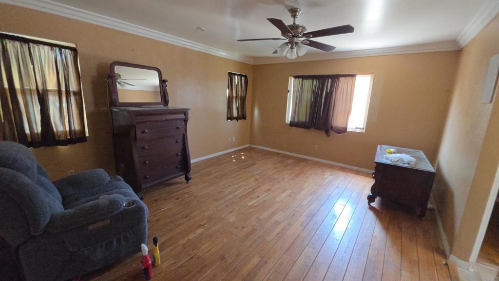 9249 Manor Drive Property Photo 5