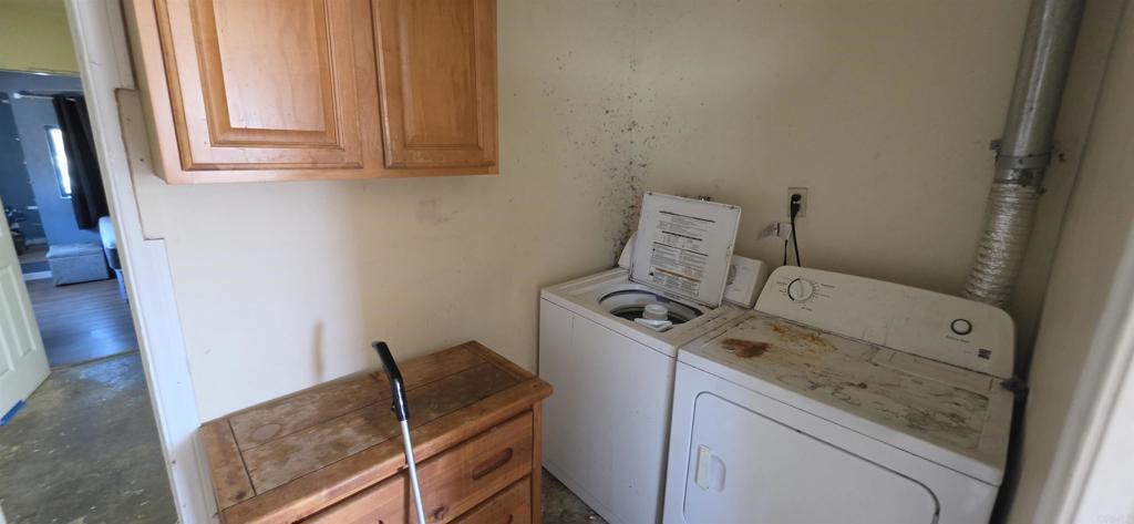 9249 Manor Drive Property Photo 10
