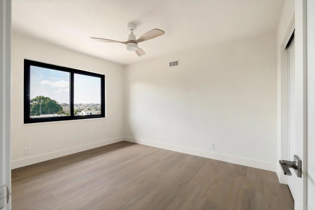 6617 Hillgrove Drive Property Photo 18