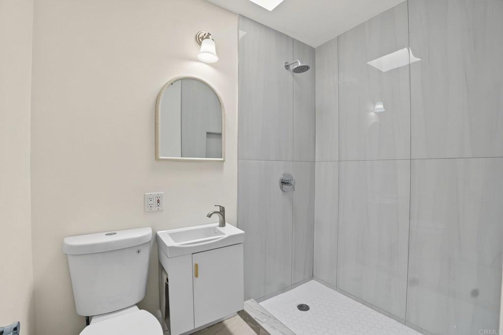 726 Paulsen Avenue Property Photo 17