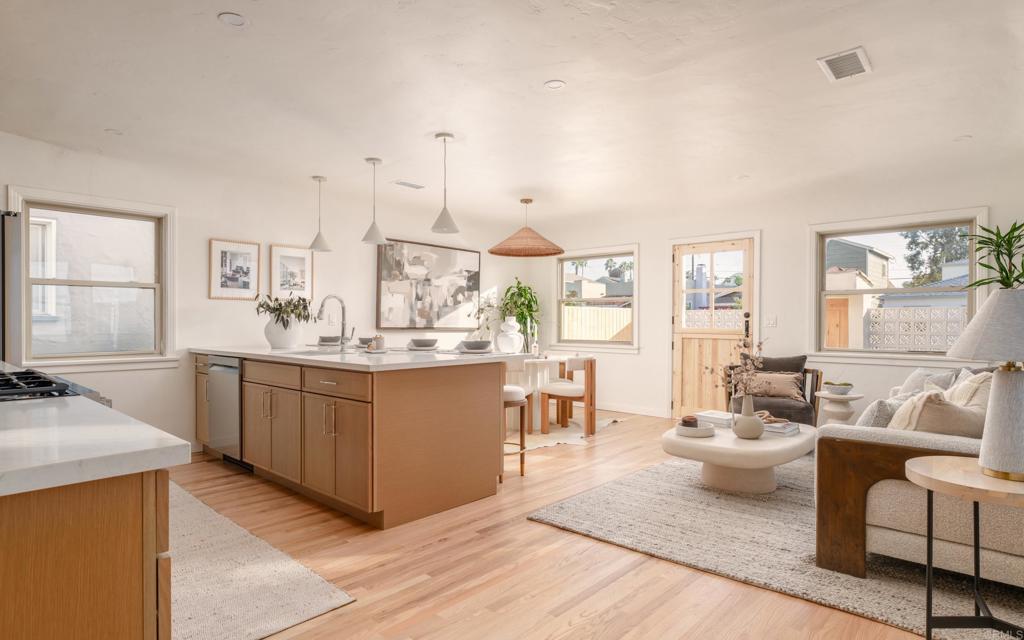 4846 Long Branch Avenue Property Photo 12