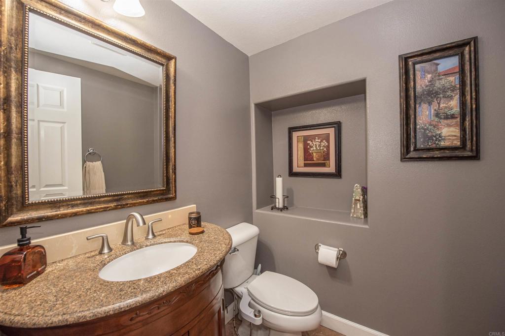 2297 Treetop Lane Property Photo 25