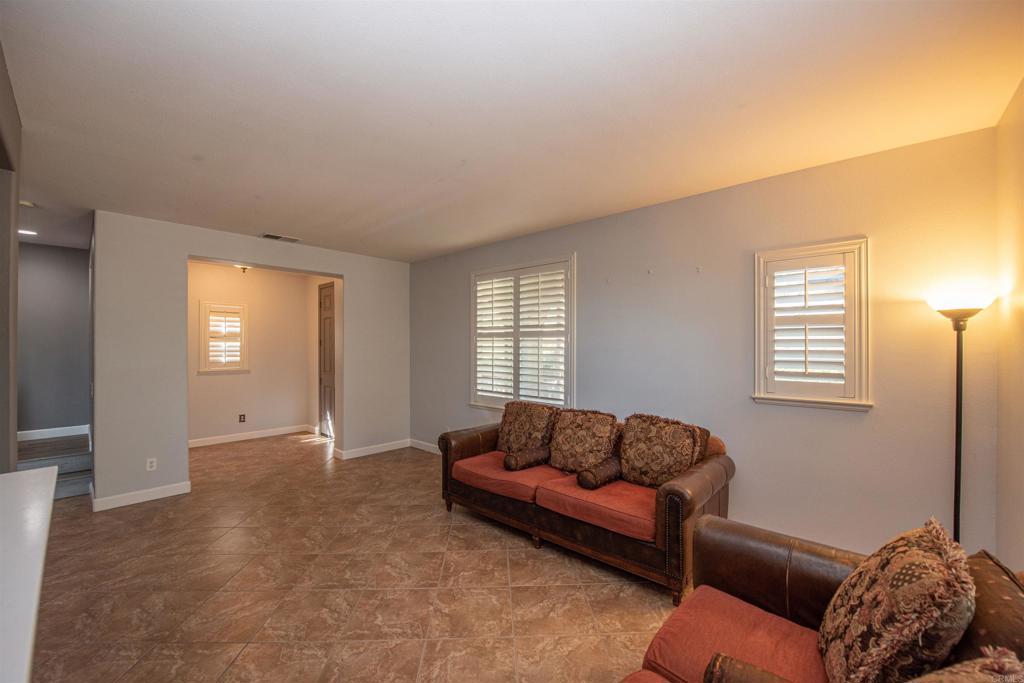 2297 Treetop Lane Property Photo 32