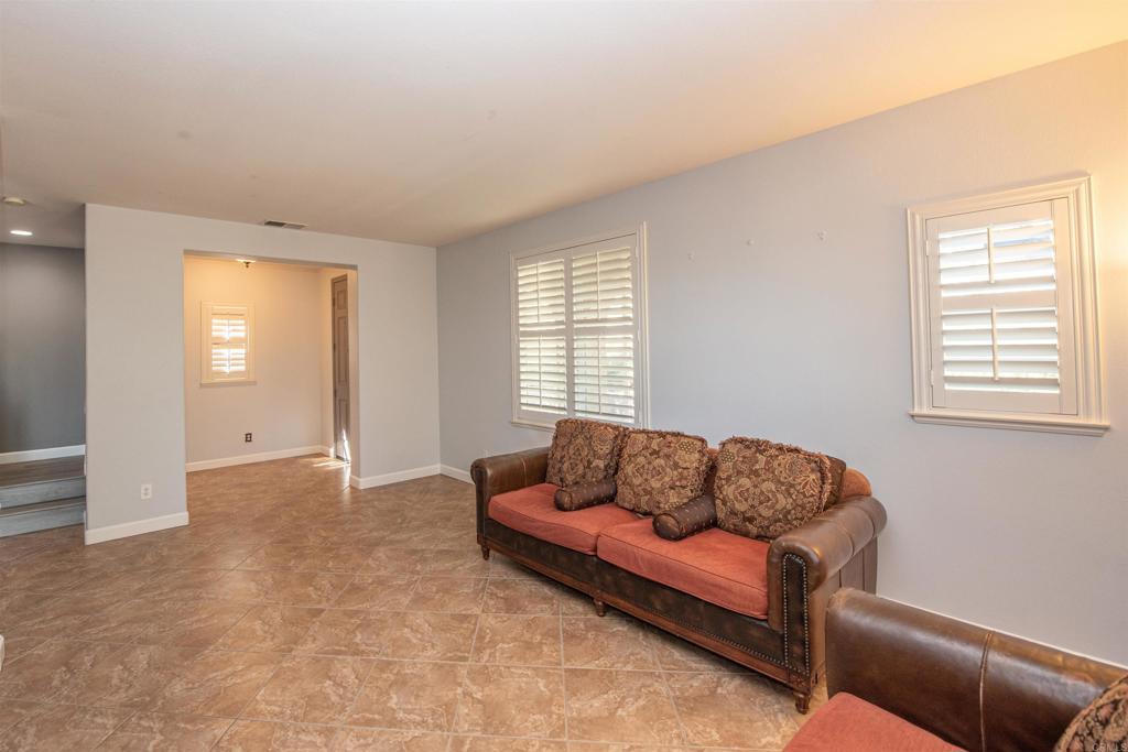 2297 Treetop Lane Property Photo 34