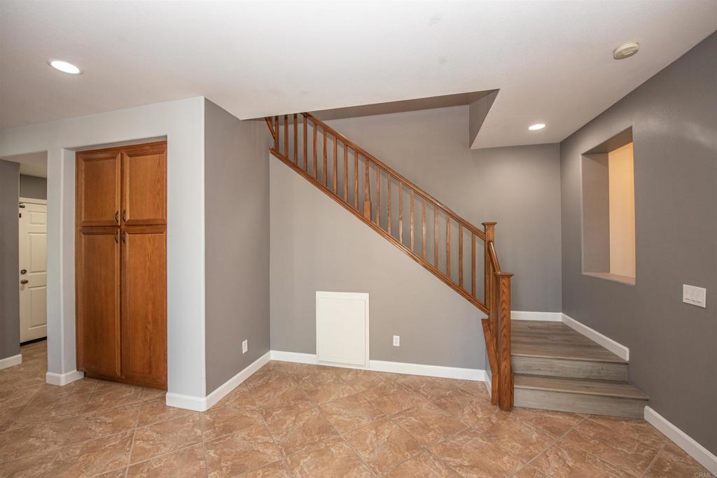 2297 Treetop Lane Property Photo 42