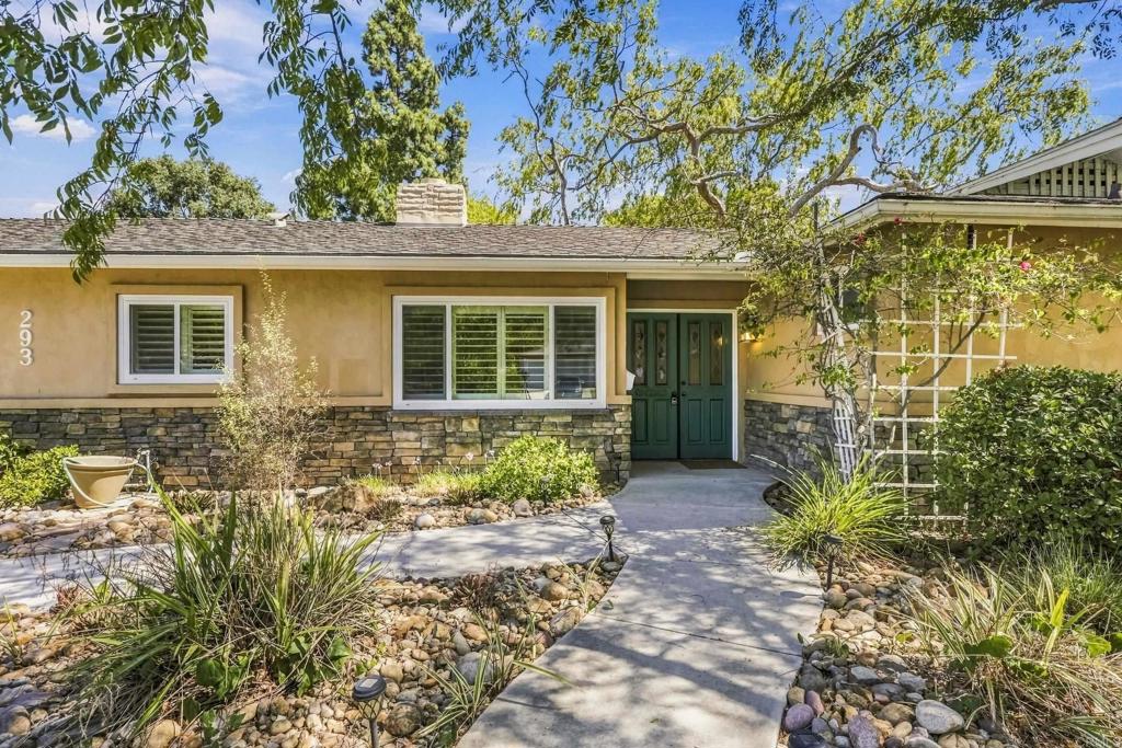 293 Garden Grove Lane Property Photo 3
