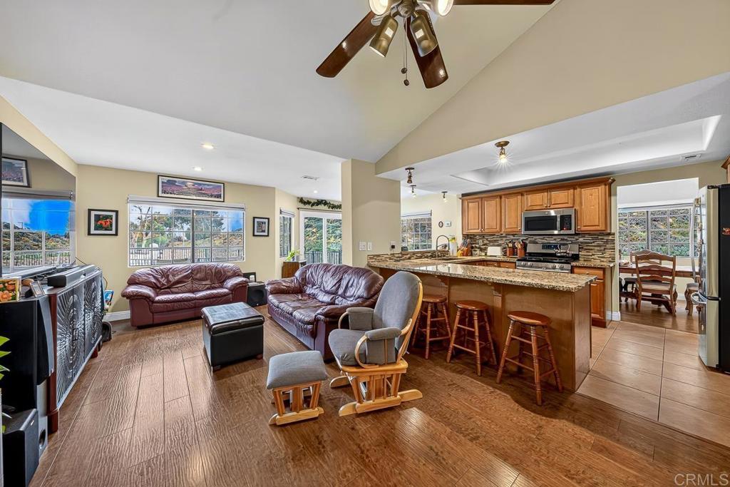 630 Myra Avenue Property Photo 23