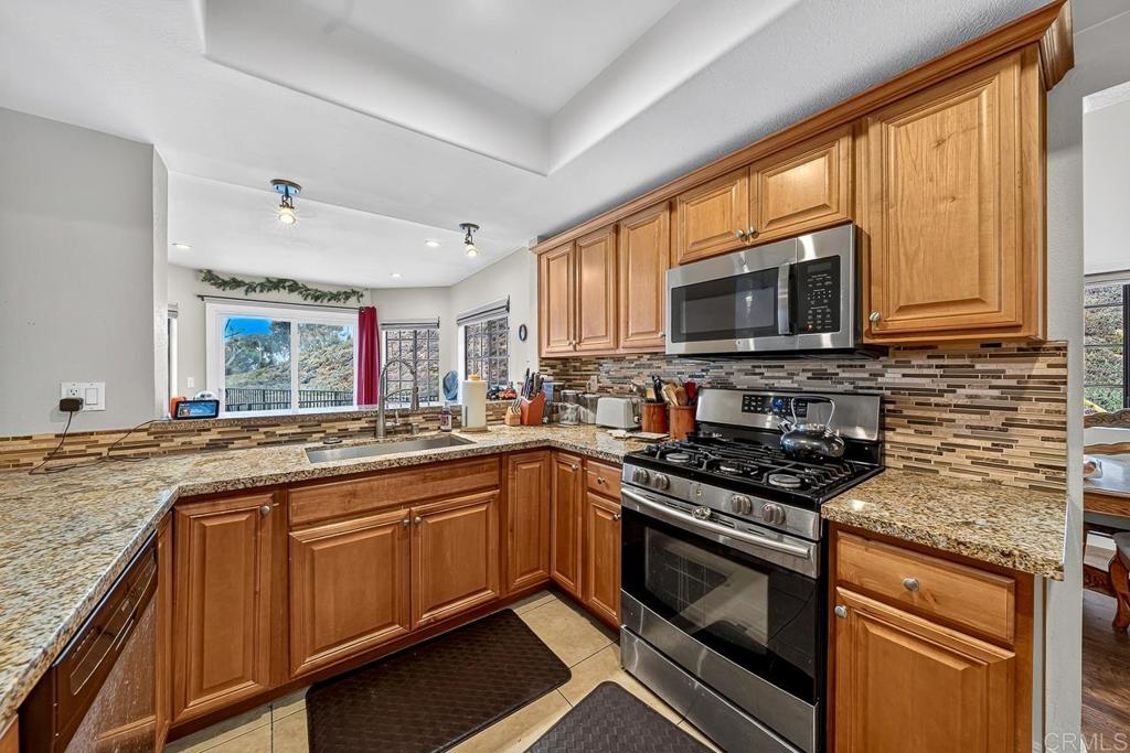 630 Myra Avenue Property Photo 24