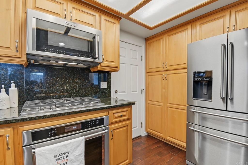 9165 Les Road Property Photo 17