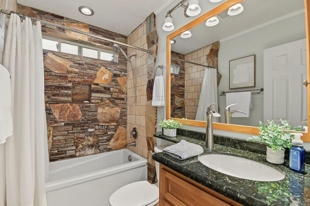 9165 Les Road Property Photo 20