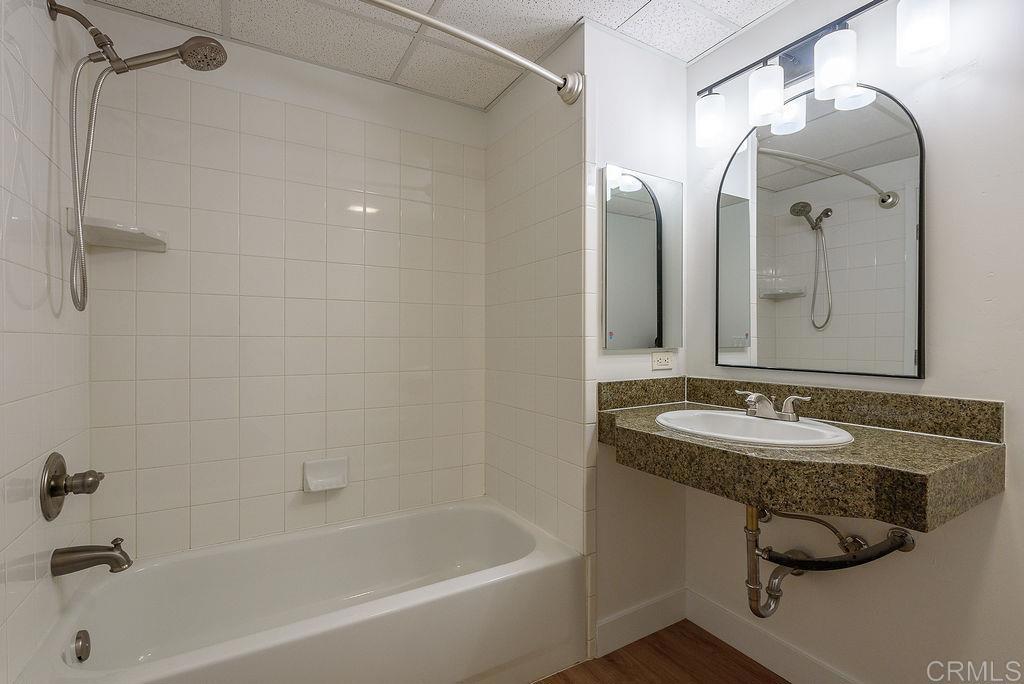 1080 Park Blvd 905 Property Photo 10