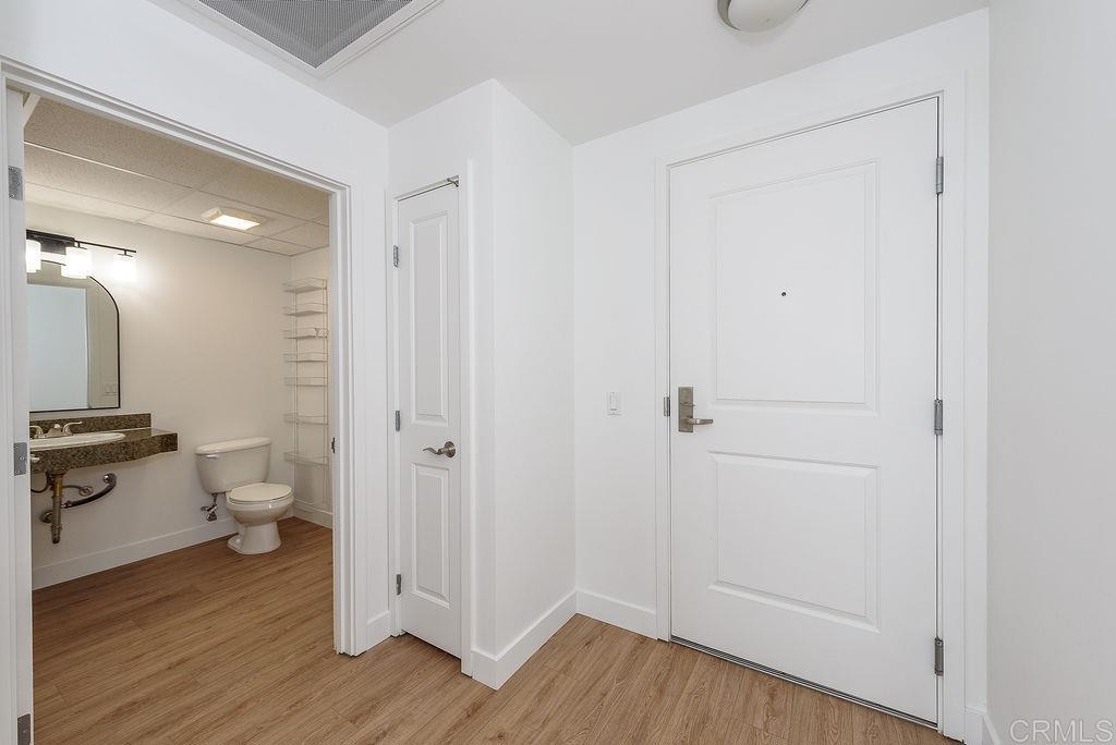 1080 Park Blvd 905 Property Photo 11