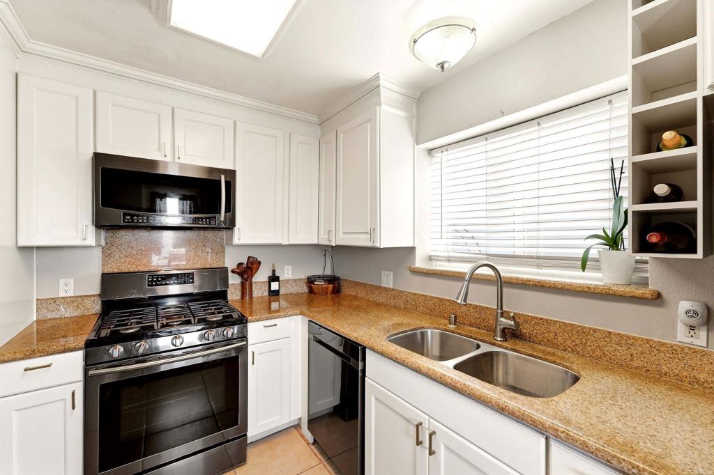 405 61st Street Property Photo 9