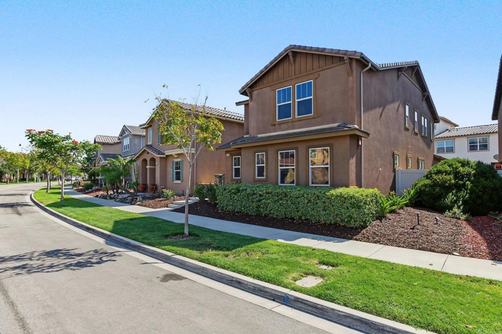 1240 Pershing Road Property Photo 3