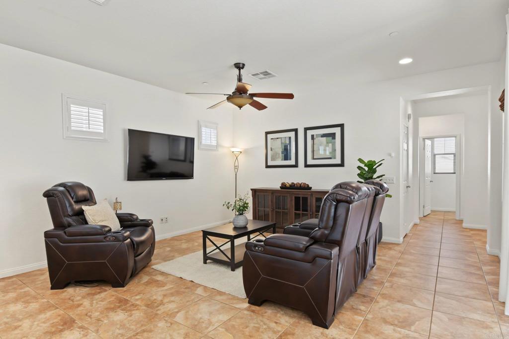 1240 Pershing Road Property Photo 7