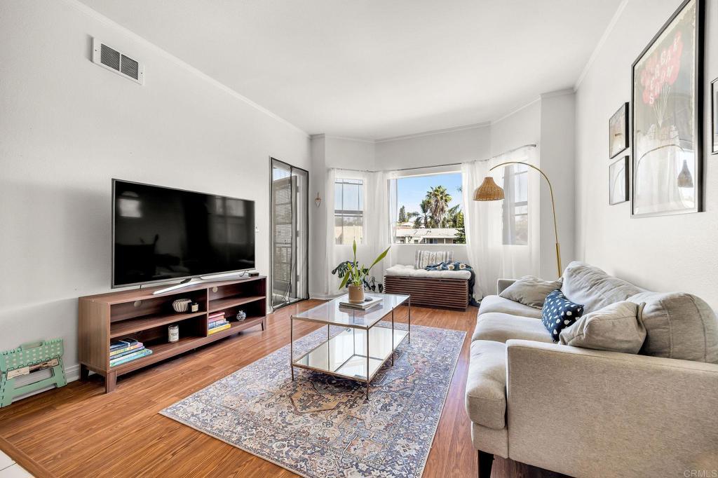 2650 Broadway 309 Property Photo 3