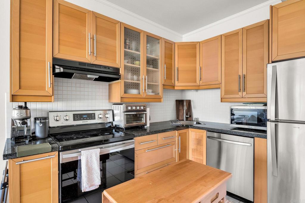 2650 Broadway 309 Property Photo 7