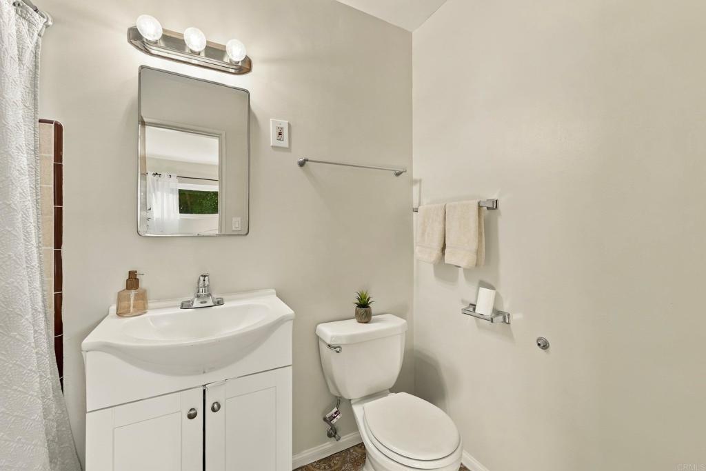 26 Shasta Property Photo 24