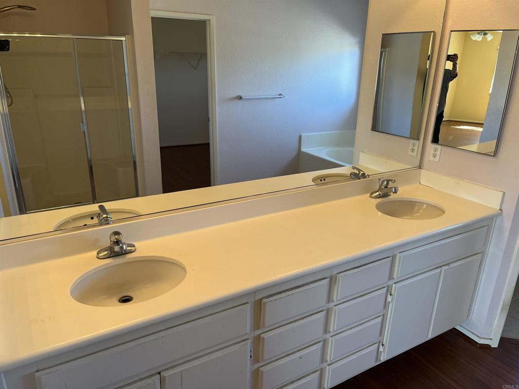 1477 La Chica Drive Property Photo 13