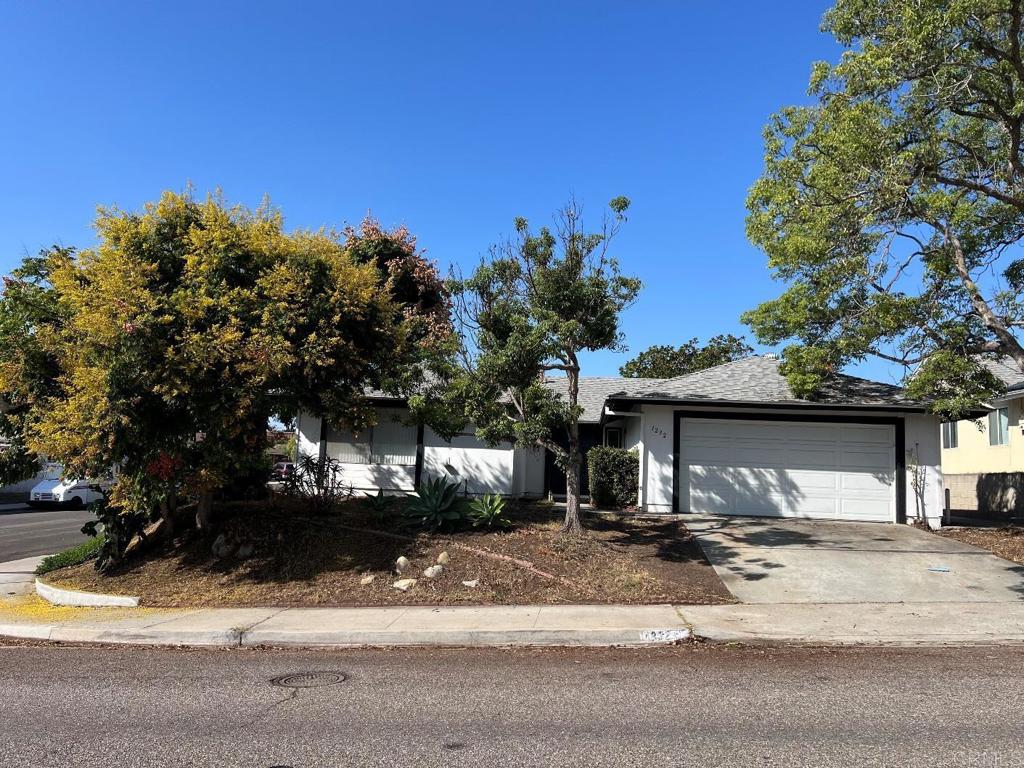 1232 Nacion Avenue Property Photo 1