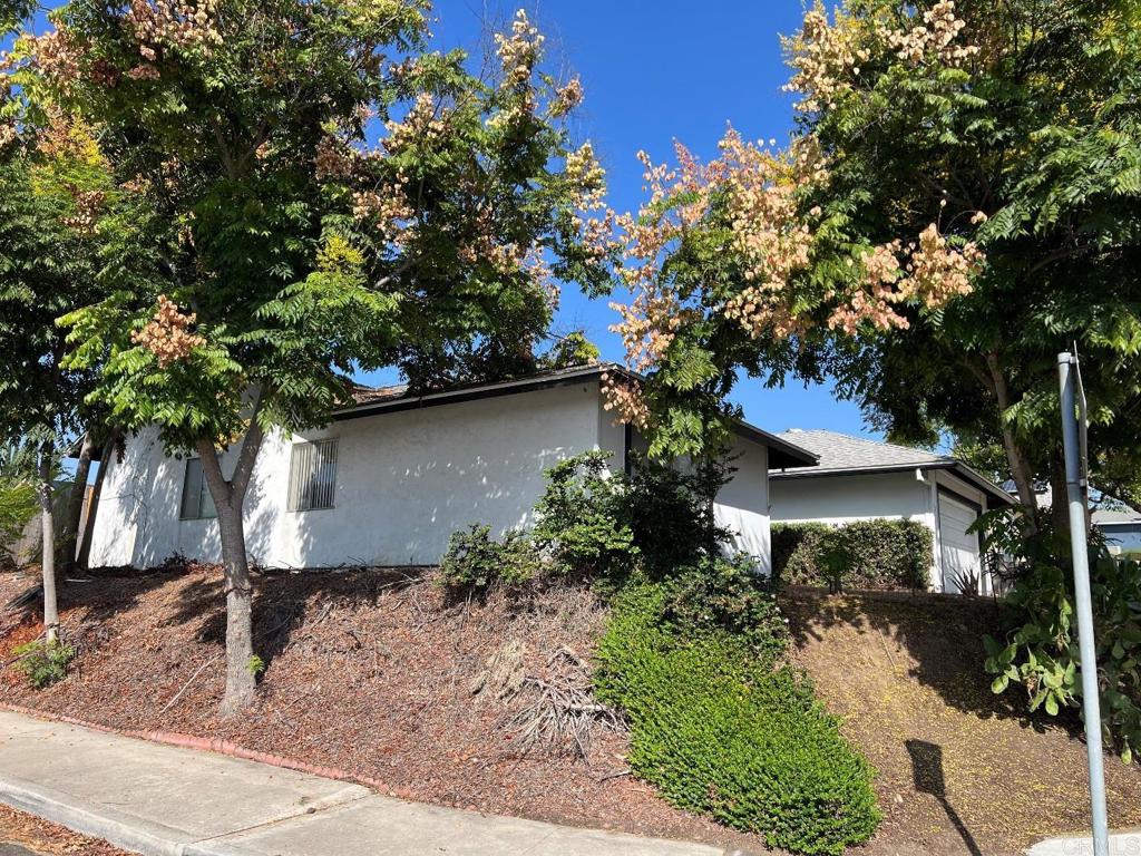 1232 Nacion Avenue Property Photo 2