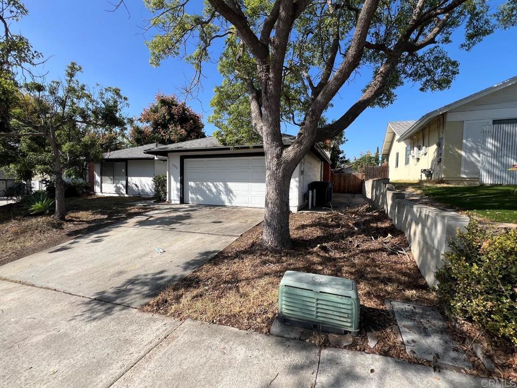 1232 Nacion Avenue Property Photo 4