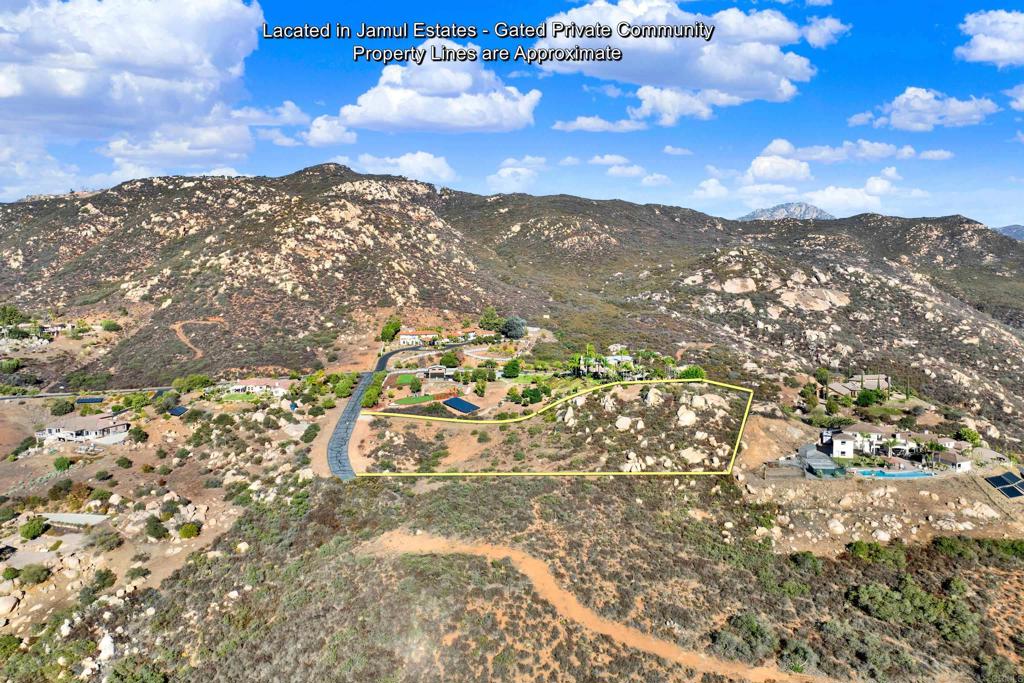 14885 Ufano Drive Property Photo 8